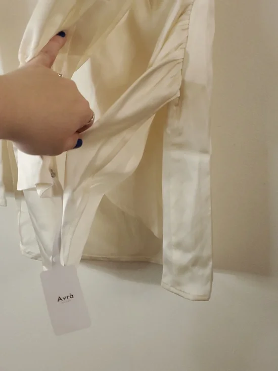 NWT Avra Agata Satin Faux Wrap Mini Dress Size XS Off White Feminine Wedding - Picture 8 of 16